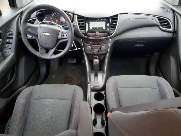 3GNCJKSB9HL185935 2017 CHEVROLET TRAX - Image 8