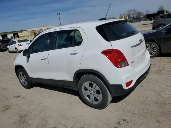 3GNCJKSB9HL189435 2017 CHEVROLET TRAX - Image 2