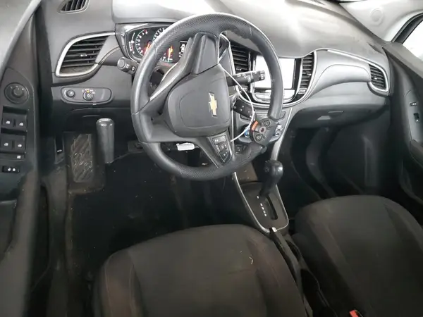 3GNCJKSB9HL210638 2017 CHEVROLET TRAX - Image 8
