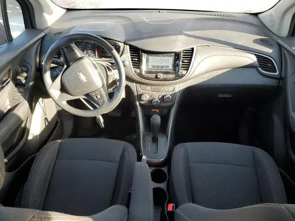 3GNCJKSB9HL216357 2017 CHEVROLET TRAX - Image 8