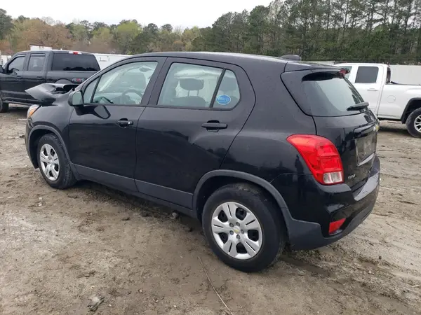 3GNCJKSB9HL249780 2017 CHEVROLET TRAX - Image 2