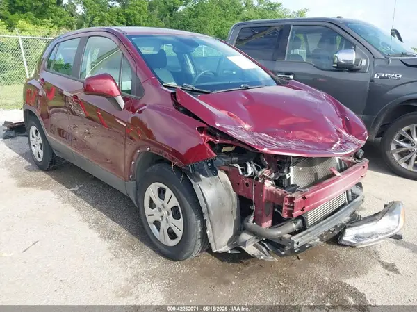 3GNCJKSB9HL273710 2017 CHEVROLET TRAX - Image 1