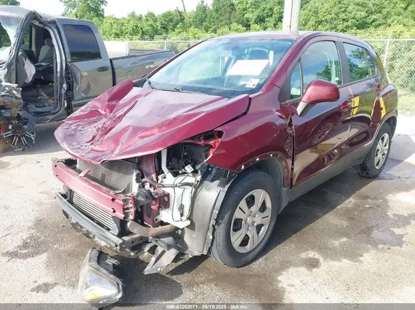 3GNCJKSB9HL273710 2017 CHEVROLET TRAX - Image 2