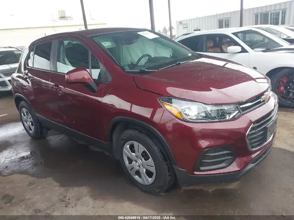 3GNCJKSB9HL273738 2017 CHEVROLET TRAX - Image 1