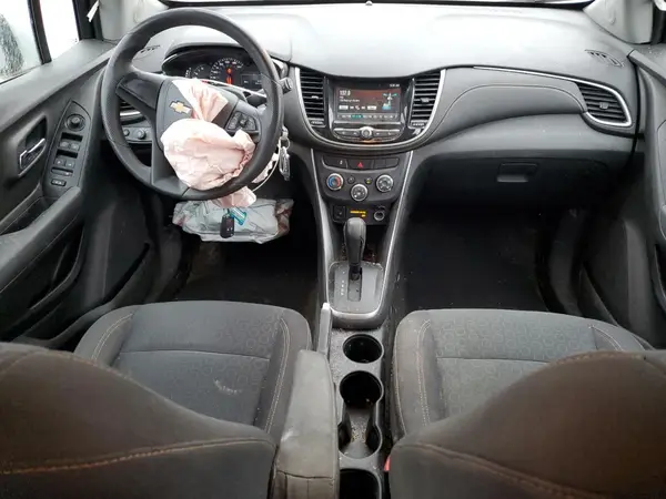 3GNCJKSB9HL282200 2017 CHEVROLET TRAX - Image 8