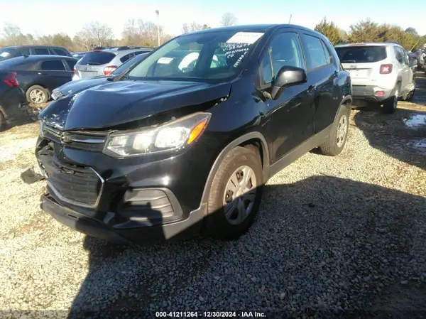 3GNCJKSB9HL287249 2017 CHEVROLET TRAX - Image 2