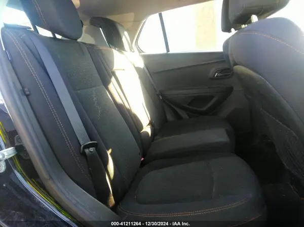 3GNCJKSB9HL287249 2017 CHEVROLET TRAX - Image 8