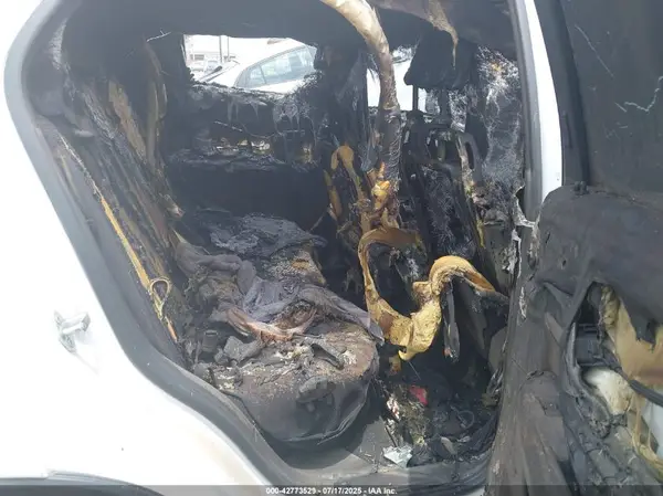 3GNCJKSB9HL289664 2017 CHEVROLET TRAX - Image 8