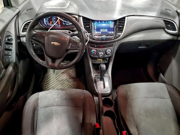 3GNCJKSB9JL203565 2018 CHEVROLET TRAX - Image 8
