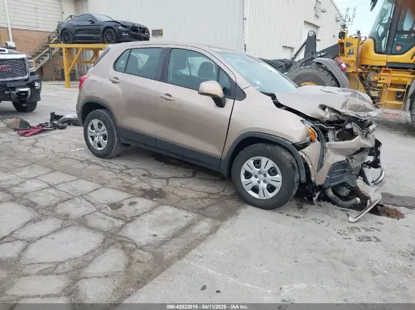 3GNCJKSB9JL204084 2018 CHEVROLET TRAX - Image 1