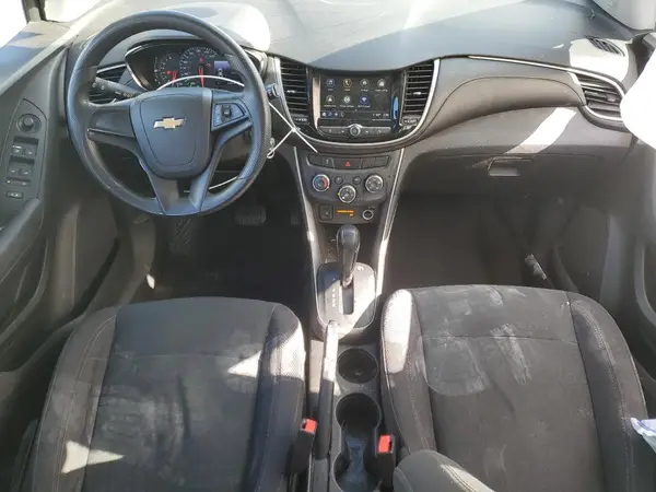 3GNCJKSB9JL211472 2018 CHEVROLET TRAX - Image 8