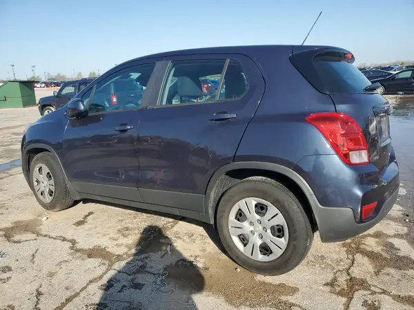 3GNCJKSB9JL260798 2018 CHEVROLET TRAX - Image 2