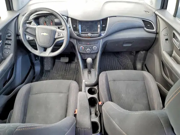 3GNCJKSB9JL309059 2018 CHEVROLET TRAX - Image 8