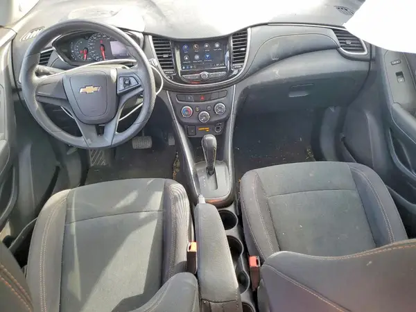 3GNCJKSB9JL356057 2018 CHEVROLET TRAX - Image 8