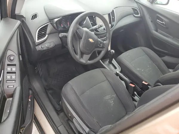 3GNCJKSB9JL410747 2018 CHEVROLET TRAX - Image 8