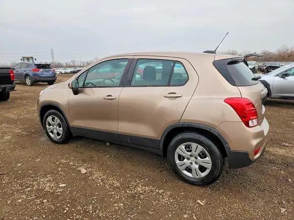 3GNCJKSB9JL419707 2018 CHEVROLET TRAX - Image 2