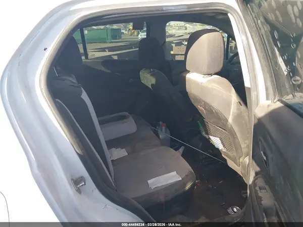 3GNCJKSB9KL128965 2019 CHEVROLET TRAX - Image 8