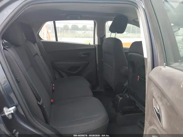 3GNCJKSB9KL139691 2019 CHEVROLET TRAX - Image 8
