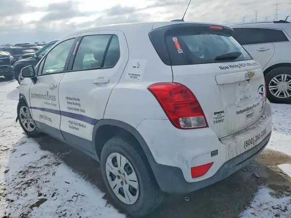 3GNCJKSB9KL170424 2019 CHEVROLET TRAX - Image 2