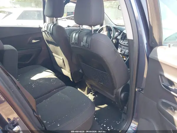 3GNCJKSB9KL175686 2019 CHEVROLET TRAX - Image 8