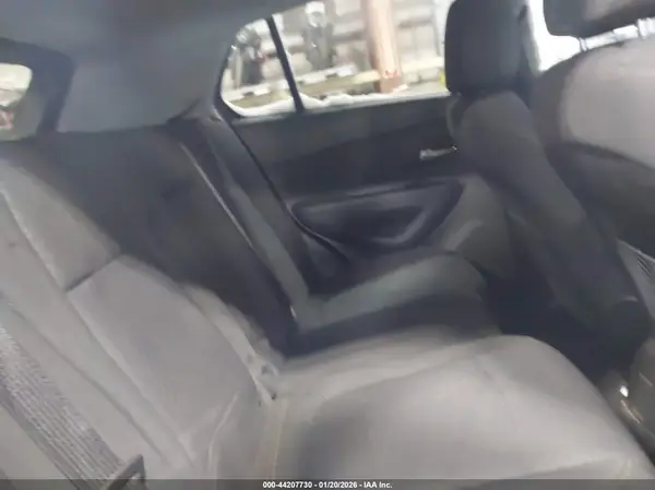 3GNCJKSB9KL205009 2019 CHEVROLET TRAX - Image 8