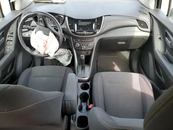 3GNCJKSB9KL206080 2019 CHEVROLET TRAX - Image 8