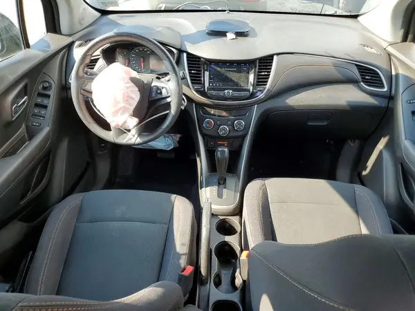 3GNCJKSB9KL213501 2019 CHEVROLET TRAX - Image 8