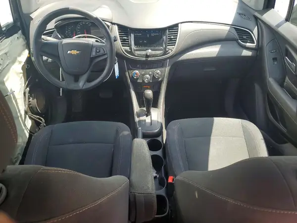3GNCJKSB9KL247812 2019 CHEVROLET TRAX - Image 8