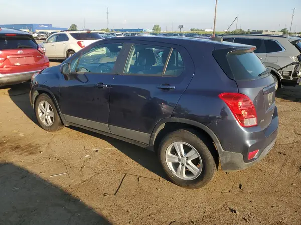 3GNCJKSB9KL261550 2019 CHEVROLET TRAX - Image 2