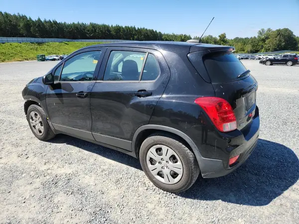 3GNCJKSB9KL318071 2019 CHEVROLET TRAX - Image 2
