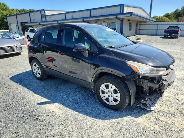 2019 CHEVROLET TRAX COPART lot 80149735 auction photo 4