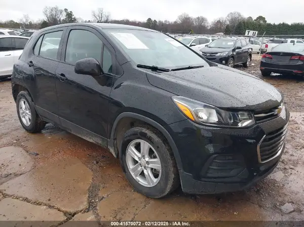 3GNCJKSB9KL334383 2019 CHEVROLET TRAX - Image 1