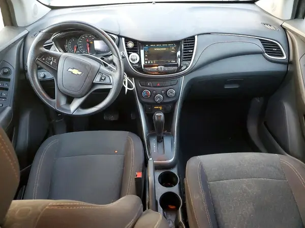 3GNCJKSB9KL343889 2019 CHEVROLET TRAX - Image 8
