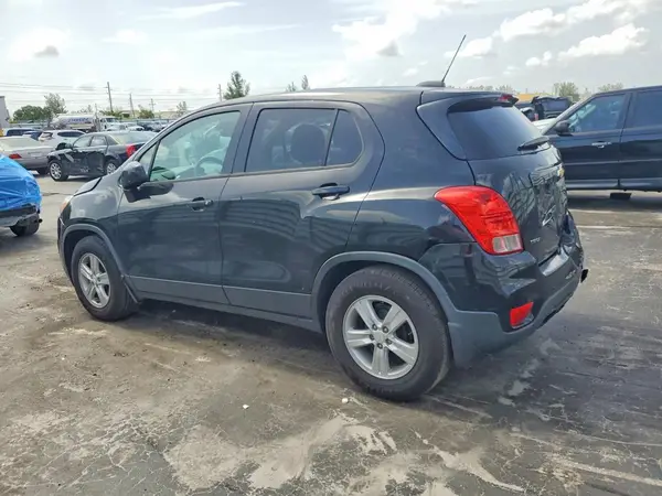 3GNCJKSB9KL354861 2019 CHEVROLET TRAX - Image 2