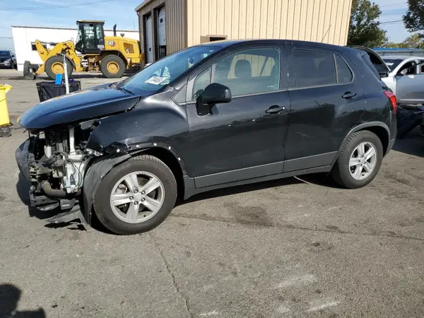 3GNCJKSB9KL356884 2019 CHEVROLET TRAX - Image 1