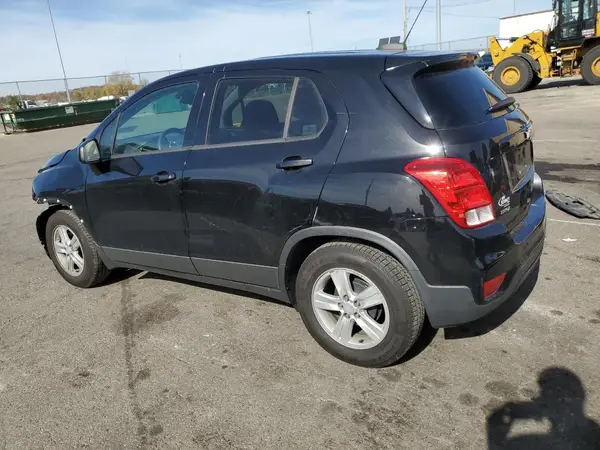 3GNCJKSB9KL356884 2019 CHEVROLET TRAX - Image 2
