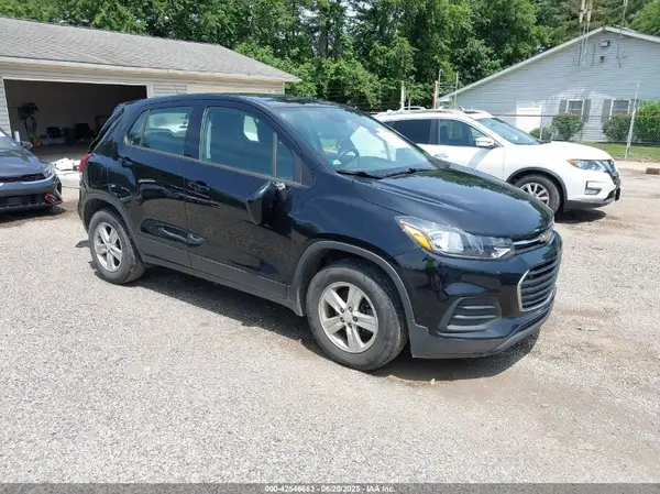 3GNCJKSB9KL378769 2019 CHEVROLET TRAX - Image 1