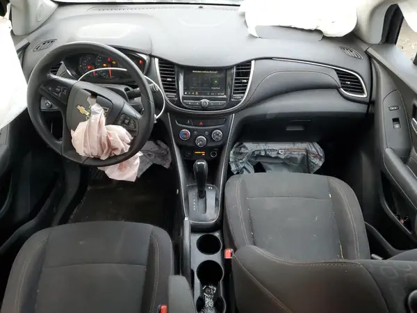 3GNCJKSB9KL391540 2019 CHEVROLET TRAX - Image 8