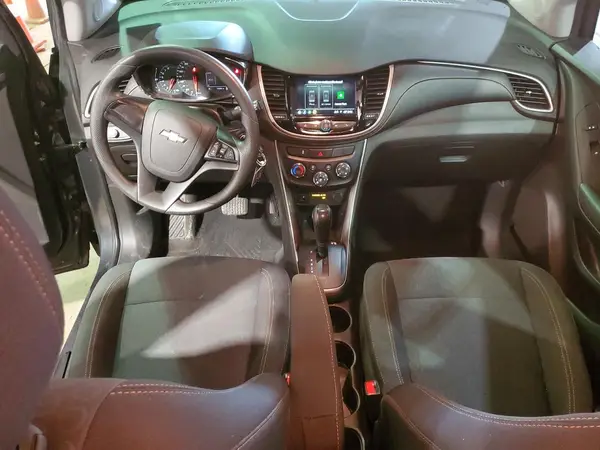 3GNCJKSB9KL398214 2019 CHEVROLET TRAX - Image 8