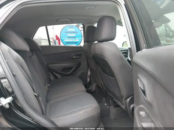 3GNCJKSB9LL112637 2020 CHEVROLET TRAX - Image 8
