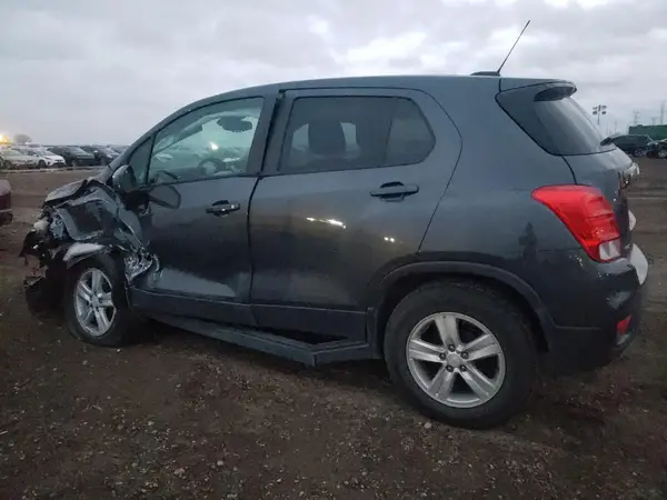 3GNCJKSB9LL131656 2020 CHEVROLET TRAX - Image 2