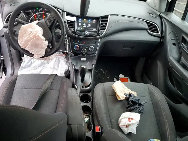 3GNCJKSB9LL134511 2020 CHEVROLET TRAX - Image 8