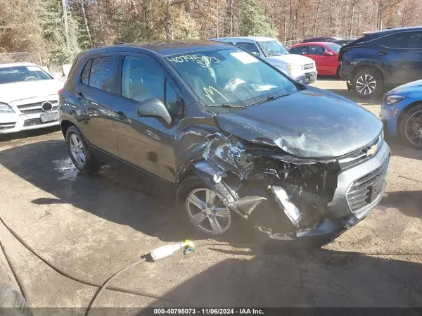 3GNCJKSB9LL151440 2020 CHEVROLET TRAX - Image 1