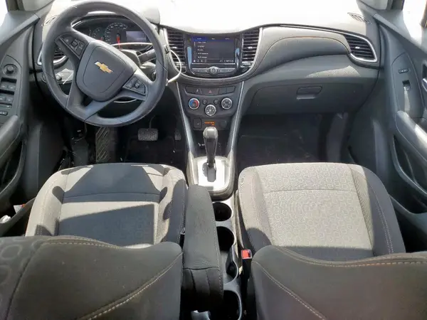 3GNCJKSB9LL155083 2020 CHEVROLET TRAX - Image 8