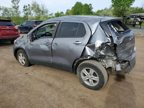 3GNCJKSB9LL170523 2020 CHEVROLET TRAX - Image 2