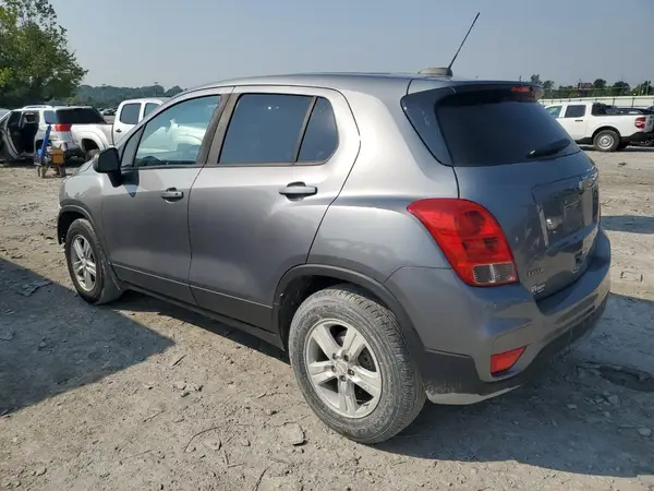 3GNCJKSB9LL182820 2020 CHEVROLET TRAX - Image 2