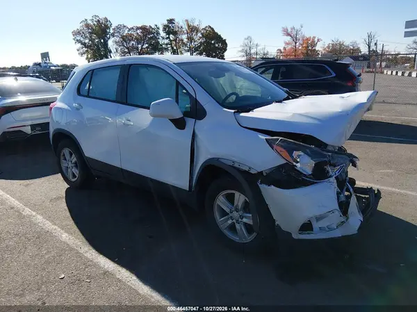 3GNCJKSB9LL184390 2020 CHEVROLET TRAX - Image 1