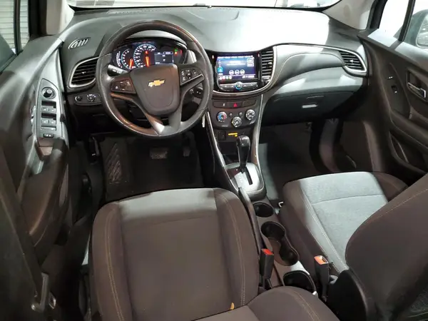 3GNCJKSB9LL208705 2020 CHEVROLET TRAX - Image 8