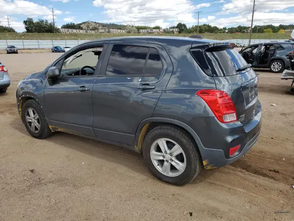 3GNCJKSB9LL216528 2020 CHEVROLET TRAX - Image 2