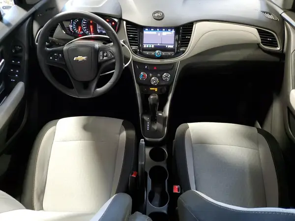 3GNCJKSB9LL218067 2020 CHEVROLET TRAX - Image 8